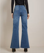 Weite Stretchjeans mit Knöpfen