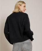 Pullover mit Perlen